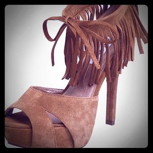 Steve Madden Rubii Platform Camel Fringe Heels 8 M